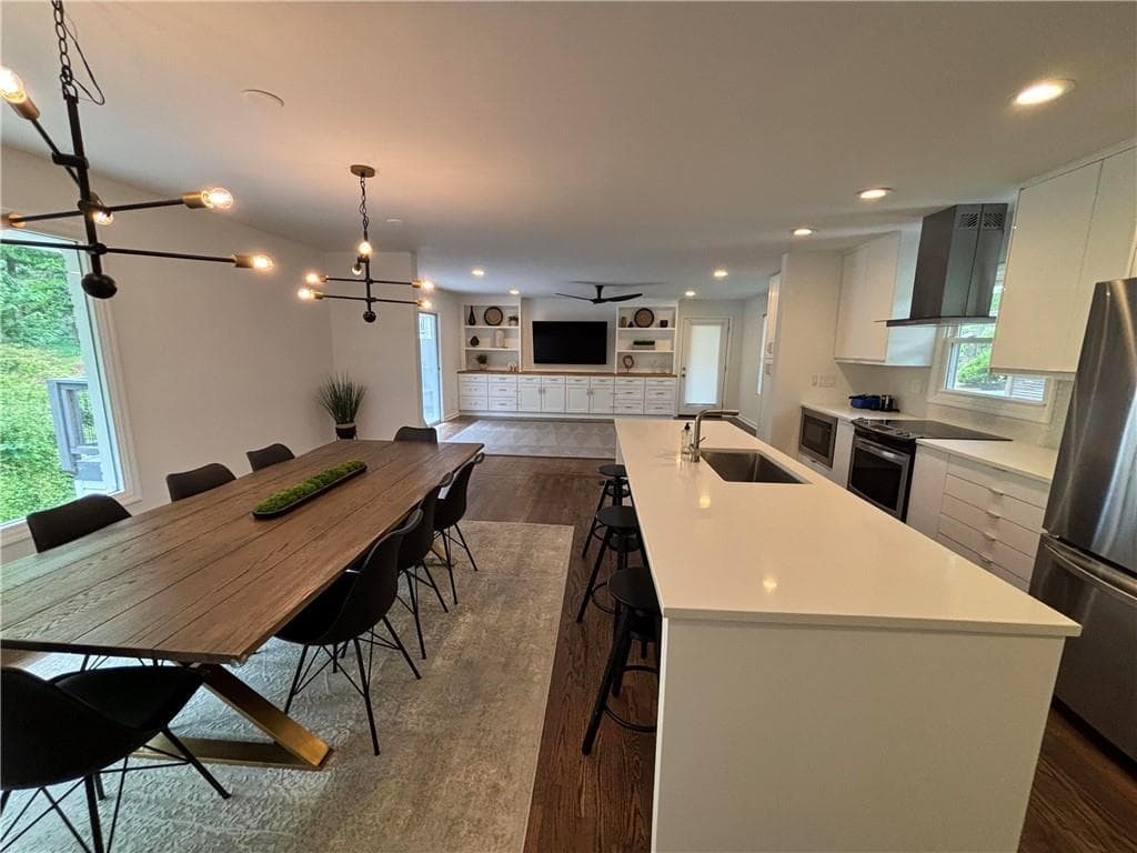 4 bedroom, 3 bathroom, 2,869 sq ft single family residence for rent at 1453 Oconee Pass, Brookhaven, GA 30319 for $4,750 a month — photo 10