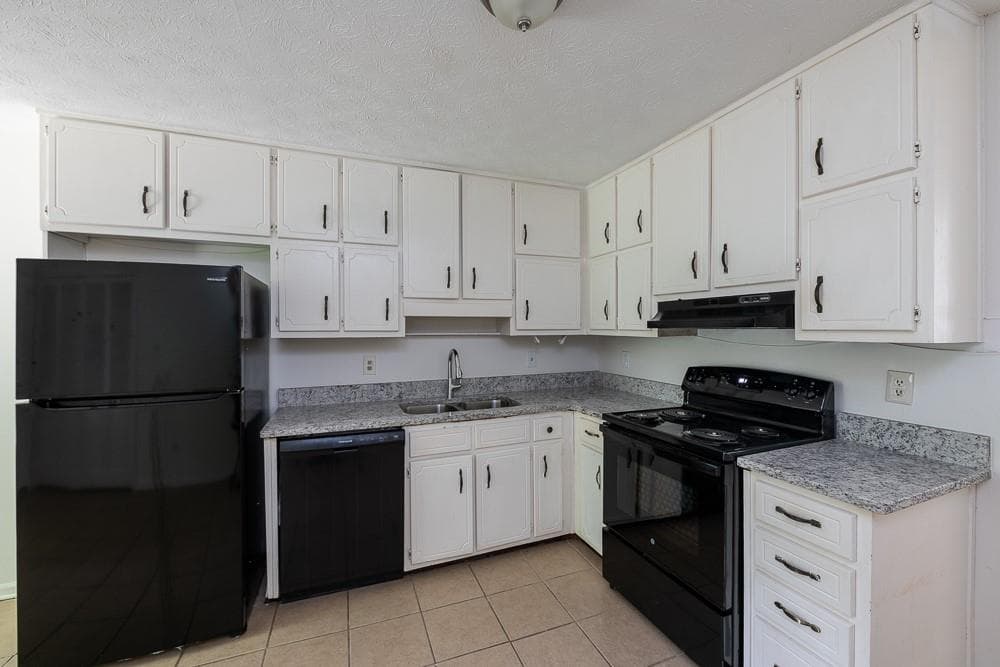 2 bedroom, 1 bathroom, 957 sq ft duplex for rent at 8165 Magnolia Drive, Jonesboro, GA 30238 for $1,145 a month — photo 6