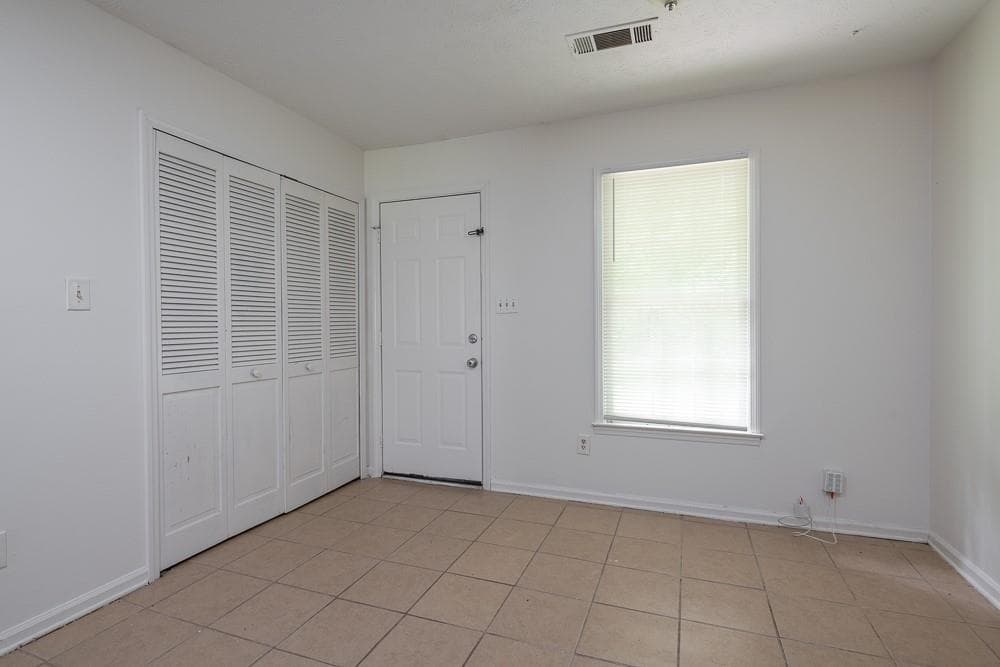 2 bedroom, 1 bathroom, 957 sq ft duplex for rent at 8165 Magnolia Drive, Jonesboro, GA 30238 for $1,145 a month — photo 7