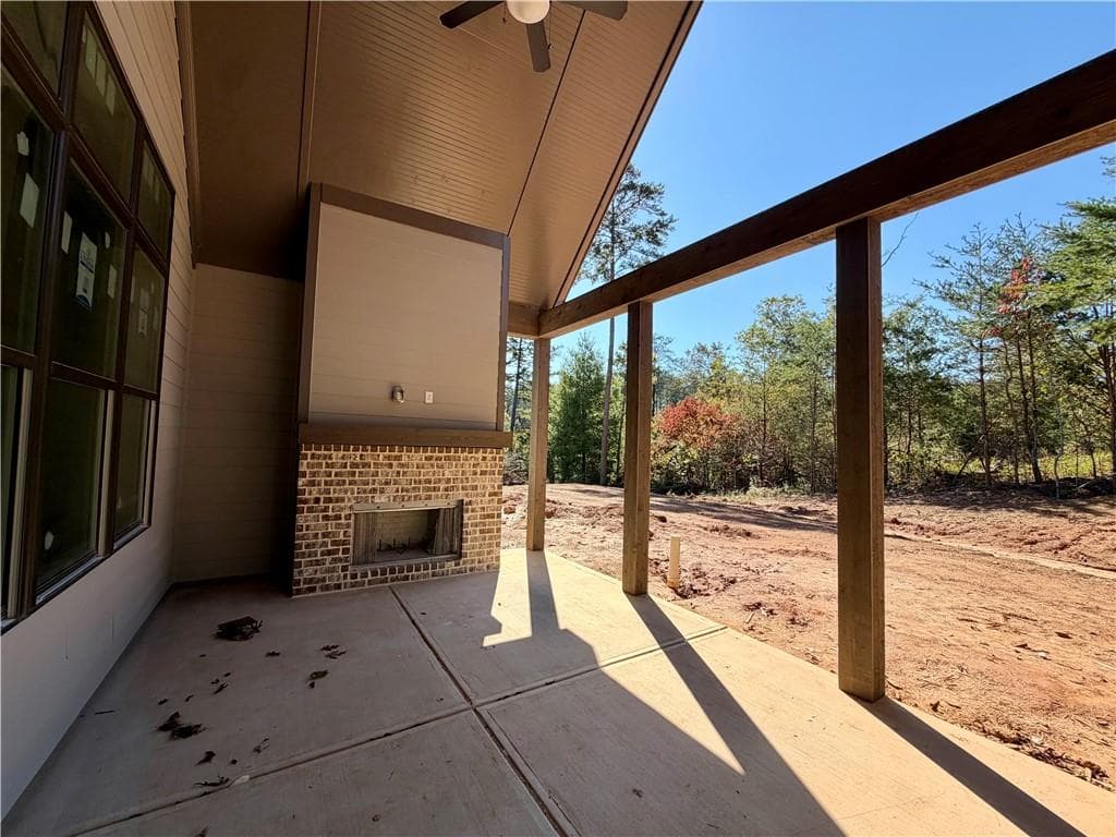 3 bedroom, 2 bathroom, 1,835 sq ft single family residence for sale at 35 Blue Mountain Road, Morganton, GA 30560 — photo 6