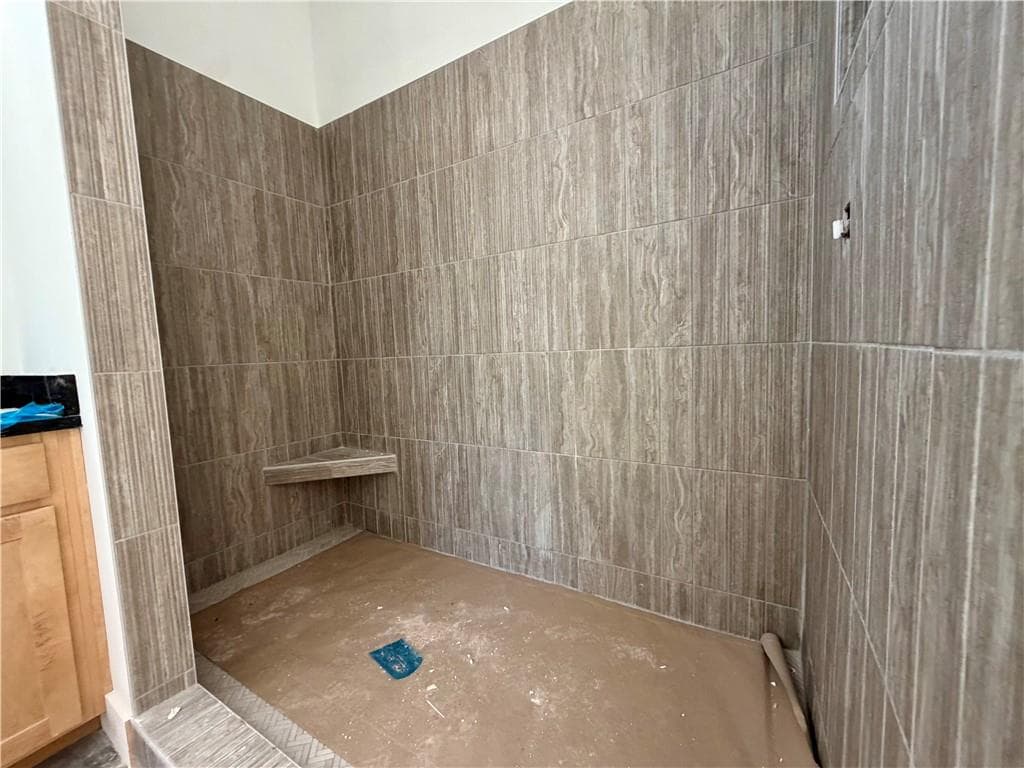 3 bedroom, 2 bathroom, 1,835 sq ft single family residence for sale at 35 Blue Mountain Road, Morganton, GA 30560 — photo 7
