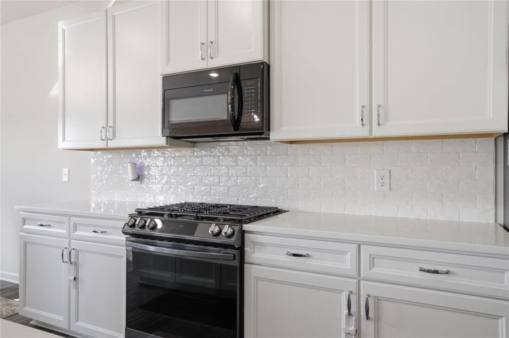 4 bedroom, 3 bathroom, 2,238 sq ft single family residence for rent at 95 Royal Oaks Drive, Rome, GA 30165 for $2,495 a month — photo 1 of 48