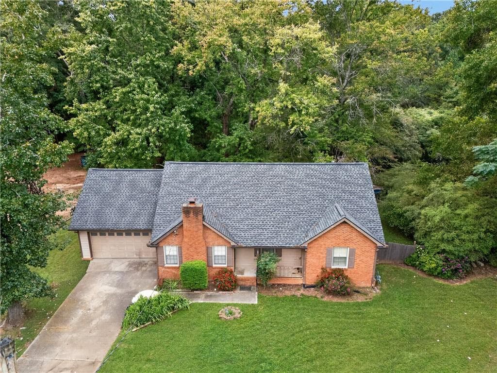3 bedroom, 2 bathroom, 1,422 sq ft single family residence for sale at 550 Creekwood Court, Conyers, GA 30094 — photo 7