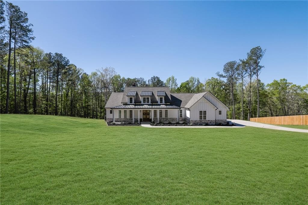 5 bedroom, 6 bathroom, 5,562 sq ft single family residence for sale at 1610 Double Springs Church Road, Monroe, GA 30656 — photo 3