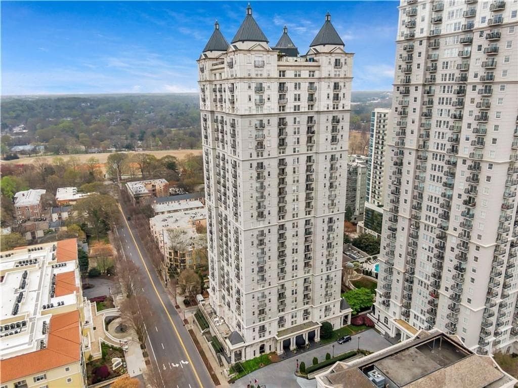 1 bedroom, 1 bathroom, 658 sq ft condominium for rent at 199 14th Street 501, Atlanta, GA 30309 for $1,700 a month — photo 1 of 30
