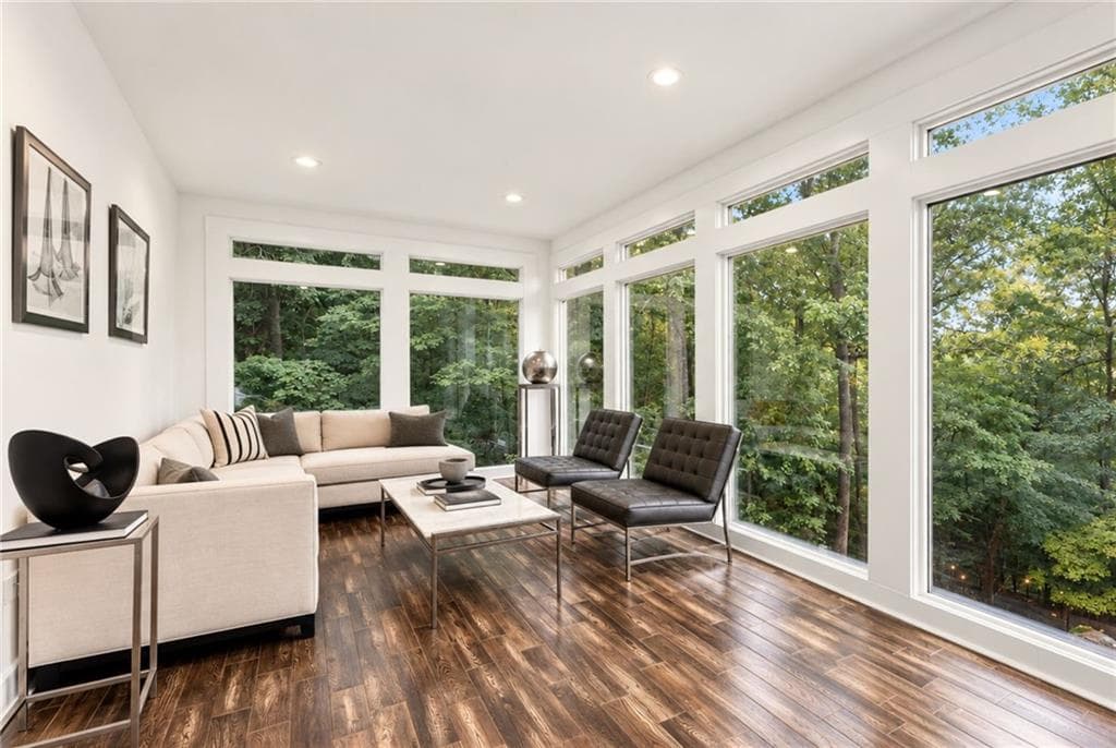 5 bedroom, 5 bathroom, 3,888 sq ft single family residence for rent at 6550 Powers Ferry Road, Sandy Springs, GA 30339 for $10,500 a month — photo 3