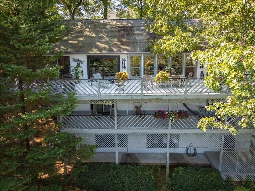 3 bedroom, 3 bathroom, 2,688 sq ft single family residence for sale at 1280 Bahn Innsbruck, Helen, GA 30545 — photo 4