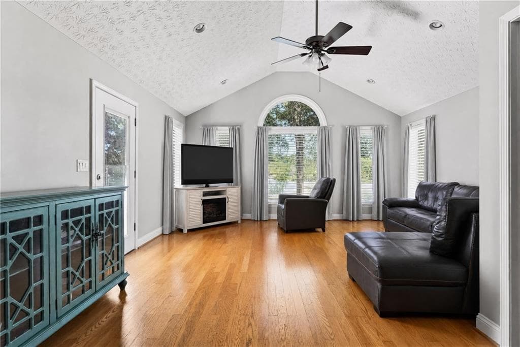 3 bedroom, 3 bathroom, 1,944 sq ft single family residence for sale at 174 Honeysuckle Road, Milledgeville, GA 31061 — photo 10
