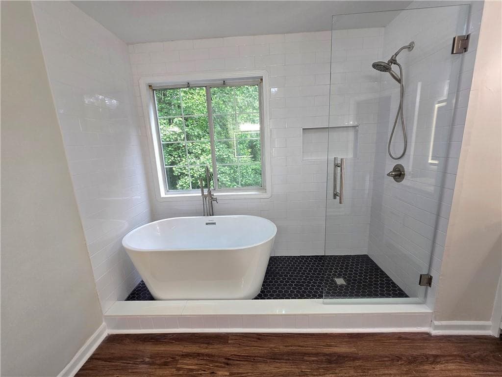 5 bedroom, 4 bathroom, 2,560 sq ft single family residence for rent at 1400 Windage Way, Marietta, GA 30008 for $3,000 a month — photo 6