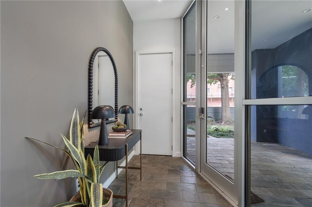 3 bedroom, 4 bathroom, 2,845 sq ft single family residence for sale at 27 Cornelia Street, Atlanta, GA 30312 — photo 4