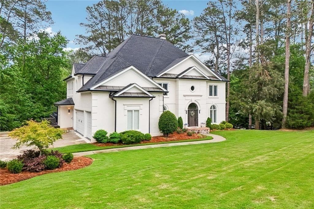 7 bedroom, 5 bathroom, 5,655 sq ft single family residence for sale at 1091 Fieldstone Trail, Milton, GA 30004