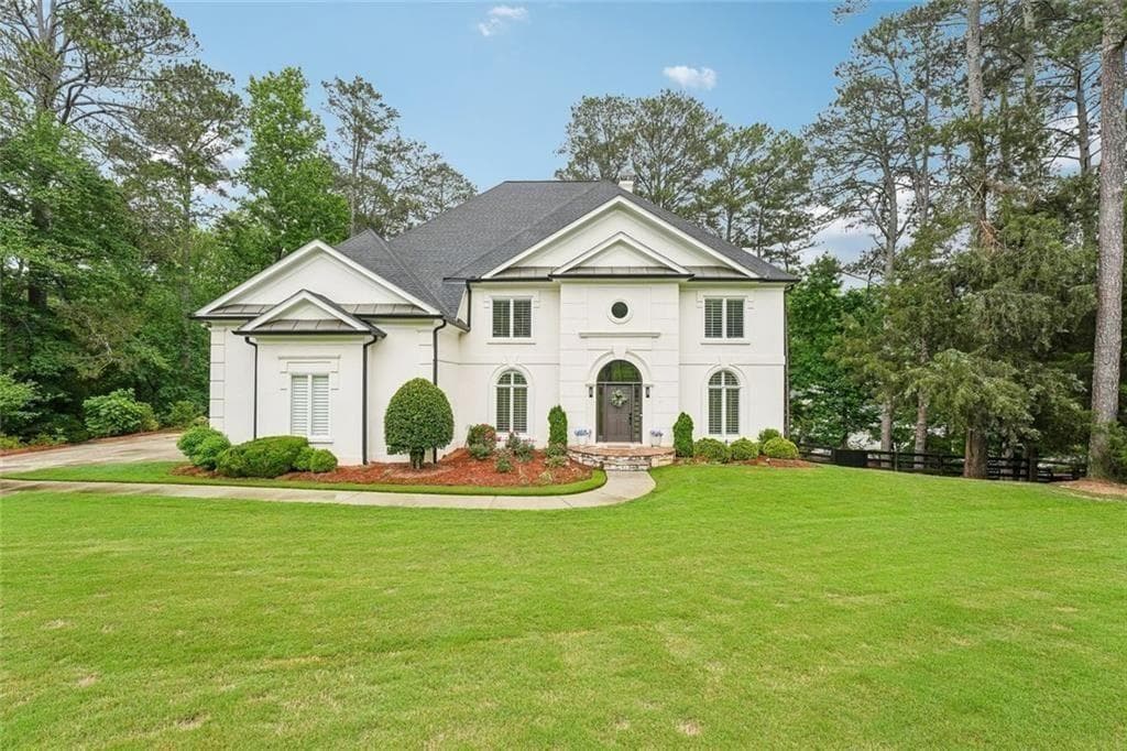 7 bedroom, 5 bathroom, 5,655 sq ft single family residence for sale at 1091 Fieldstone Trail, Milton, GA 30004 — photo 2
