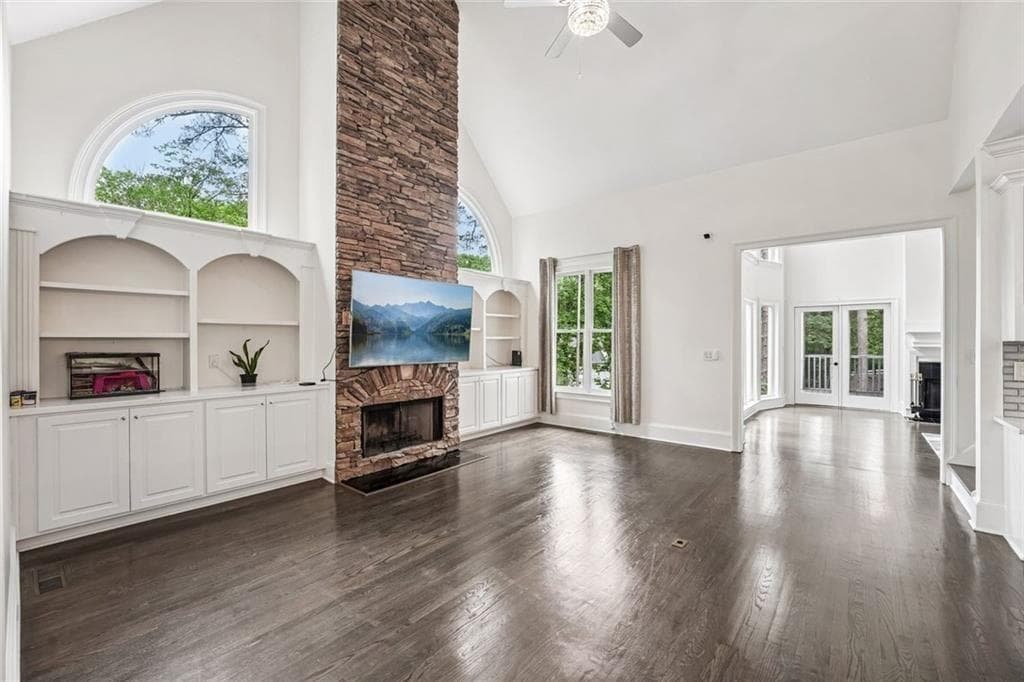 7 bedroom, 5 bathroom, 5,655 sq ft single family residence for sale at 1091 Fieldstone Trail, Milton, GA 30004 — photo 9