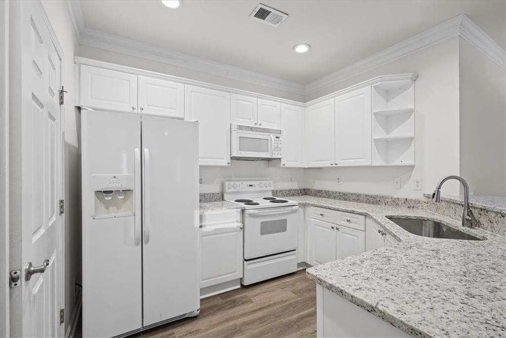 2 bedroom, 1 bathroom, 1,136 sq ft condominium for rent at 2400 Cumberland Parkway 711, Atlanta, GA 30339 for $2,100 a month — photo 8