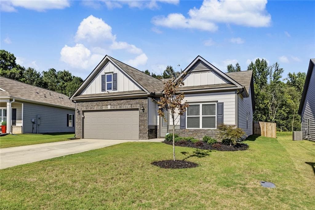 3 bedroom, 2 bathroom, 1,819 sq ft single family residence for sale at 140 Marion Drive, Cartersville, GA 30120 — photo 3