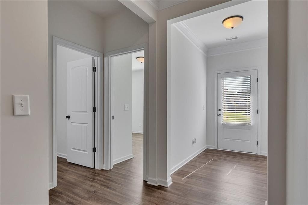 3 bedroom, 2 bathroom, 1,819 sq ft single family residence for sale at 140 Marion Drive, Cartersville, GA 30120 — photo 6