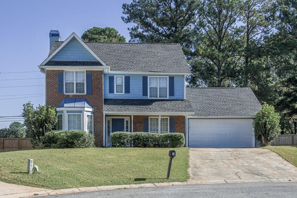 4 bedroom, 3 bathroom, 1,930 sq ft single family residence under contract at 4658 Gravel Court, Acworth, GA 30102
