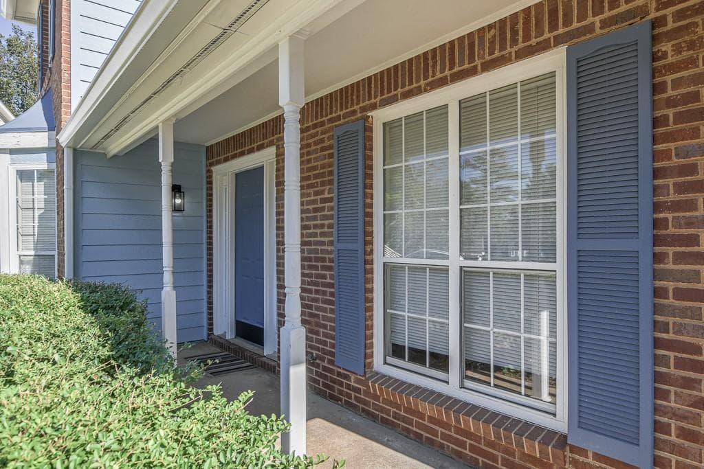 4 bedroom, 3 bathroom, 1,930 sq ft single family residence under contract at 4658 Gravel Court, Acworth, GA 30102 — photo 4