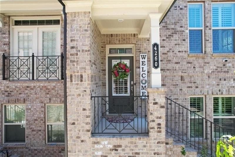 4 bedroom, 4 bathroom, 2,600 sq ft townhouse for rent at 4260 Essex Pond Way, Cumming, GA 30040 for $2,900 a month — photo 1 of 21