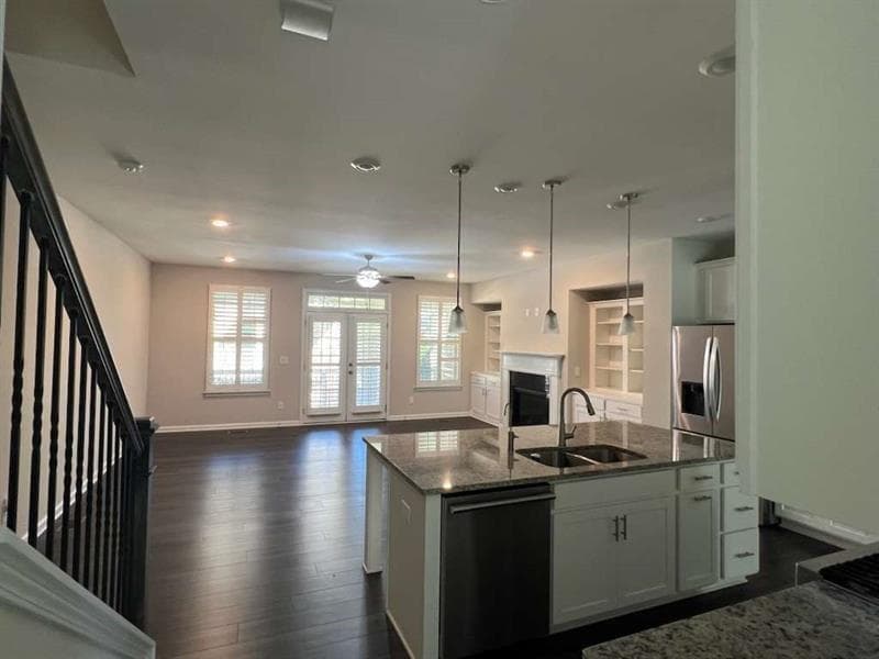 4 bedroom, 4 bathroom, 2,600 sq ft townhouse for rent at 4260 Essex Pond Way, Cumming, GA 30040 for $2,900 a month — photo 5