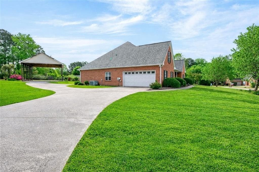 4 bedroom, 3 bathroom, 2,276 sq ft single family residence for rent at 3057 Biltmore Woods Drive, Buford, GA 30519 for $2,950 a month — photo 1 of 19