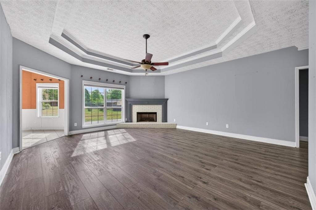 4 bedroom, 3 bathroom, 2,276 sq ft single family residence for rent at 3057 Biltmore Woods Drive, Buford, GA 30519 for $2,950 a month — photo 4