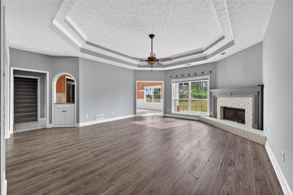 4 bedroom, 3 bathroom, 2,276 sq ft single family residence for rent at 3057 Biltmore Woods Drive, Buford, GA 30519 for $2,950 a month — photo 5