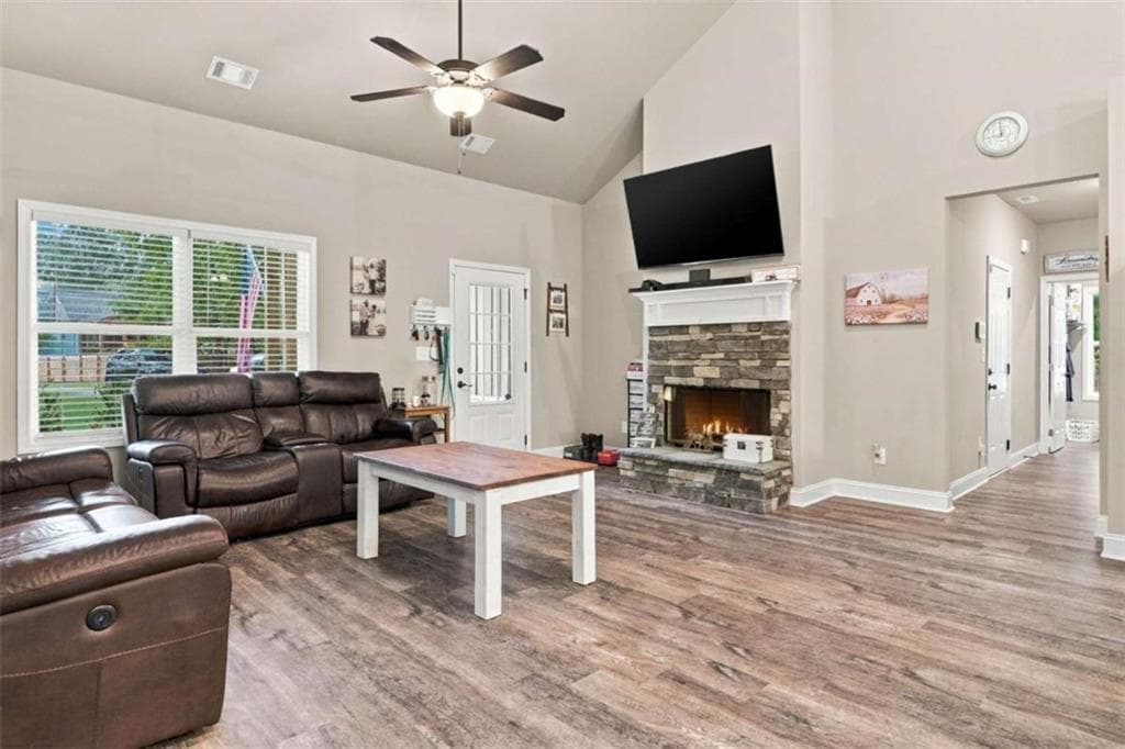 3 bedroom, 2 bathroom, 1,486 sq ft single family residence for sale at 57 Brookhaven Drive, Rockmart, GA 30153 — photo 3