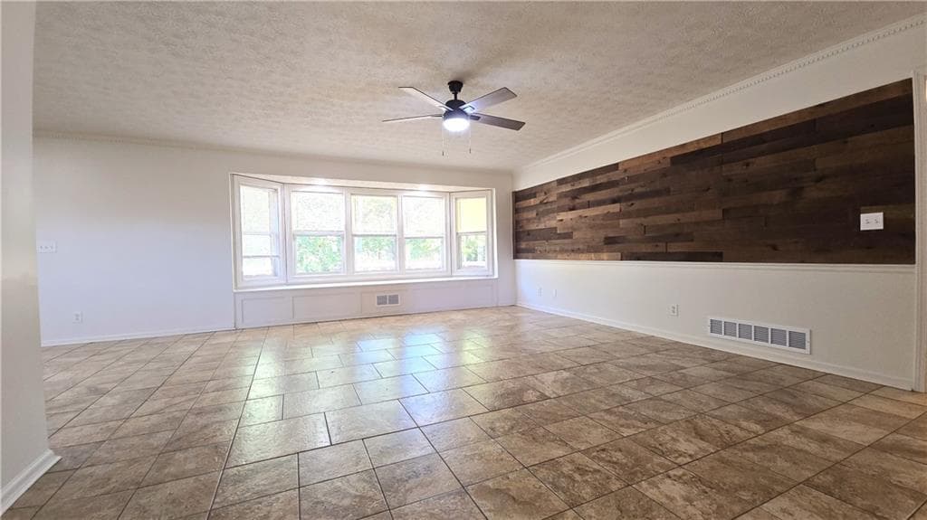 3 bedroom, 2 bathroom, 1,500 sq ft single family residence under contract at 3245 Hamilton Mill Road, Buford, GA 30519 — photo 2