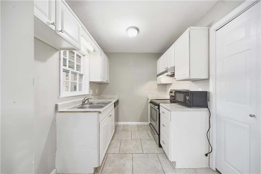 1 bedroom, 2 bathroom, 1,240 sq ft townhouse for sale at 992 Old Holcomb Bridge Road, Roswell, GA 30076 — photo 2