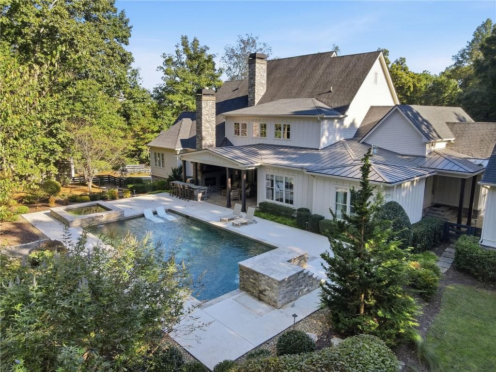 6 bedroom, 7 bathroom, 6,783 sq ft single family residence for sale at 1745 Dinsmore Road, Milton, GA 30004 — photo 3