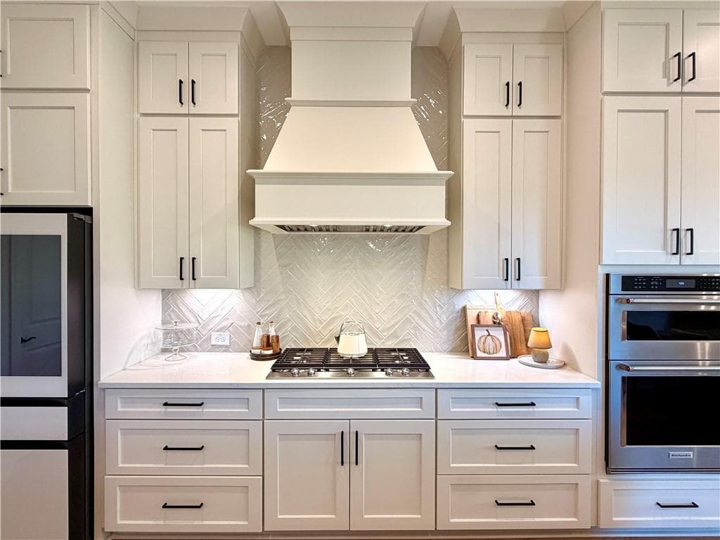 3 bedroom, 3 bathroom, 2,734 sq ft single family residence for sale at 804 Lakemont Drive, Canton, GA 30114 — photo 5