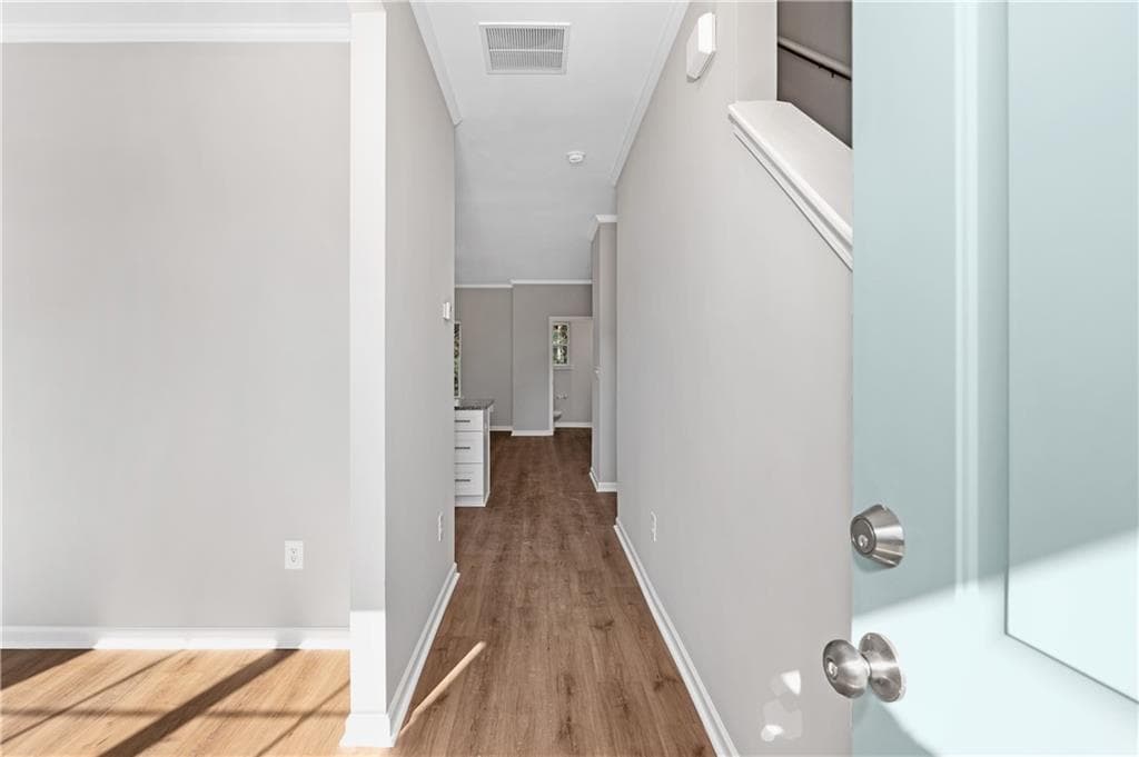 3 bedroom, 3 bathroom, 1,492 sq ft townhouse for rent at 2834 Laurel Ridge Circle, East Point, GA 30344 for $1,950 a month — photo 2