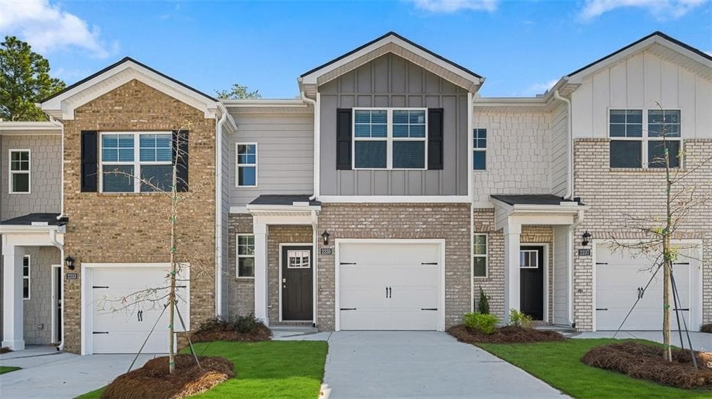 3 bedroom, 3 bathroom, 1,425 sq ft townhouse for sale at 2254 Moss Hill Rd, Stone Mountain, GA 30088