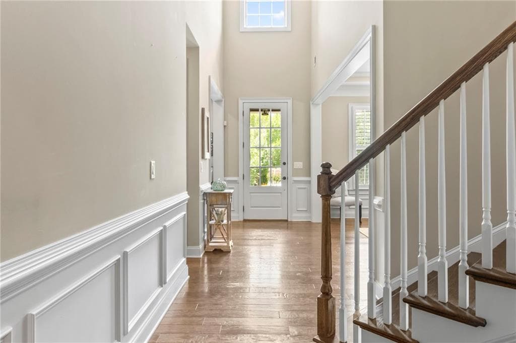 6 bedroom, 5 bathroom, 6,021 sq ft single family residence for rent at 12460 Pindell Circle, Alpharetta, GA 30004 for $6,000 a month — photo 4