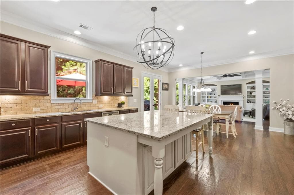 6 bedroom, 5 bathroom, 6,021 sq ft single family residence for rent at 12460 Pindell Circle, Alpharetta, GA 30004 for $6,000 a month — photo 6