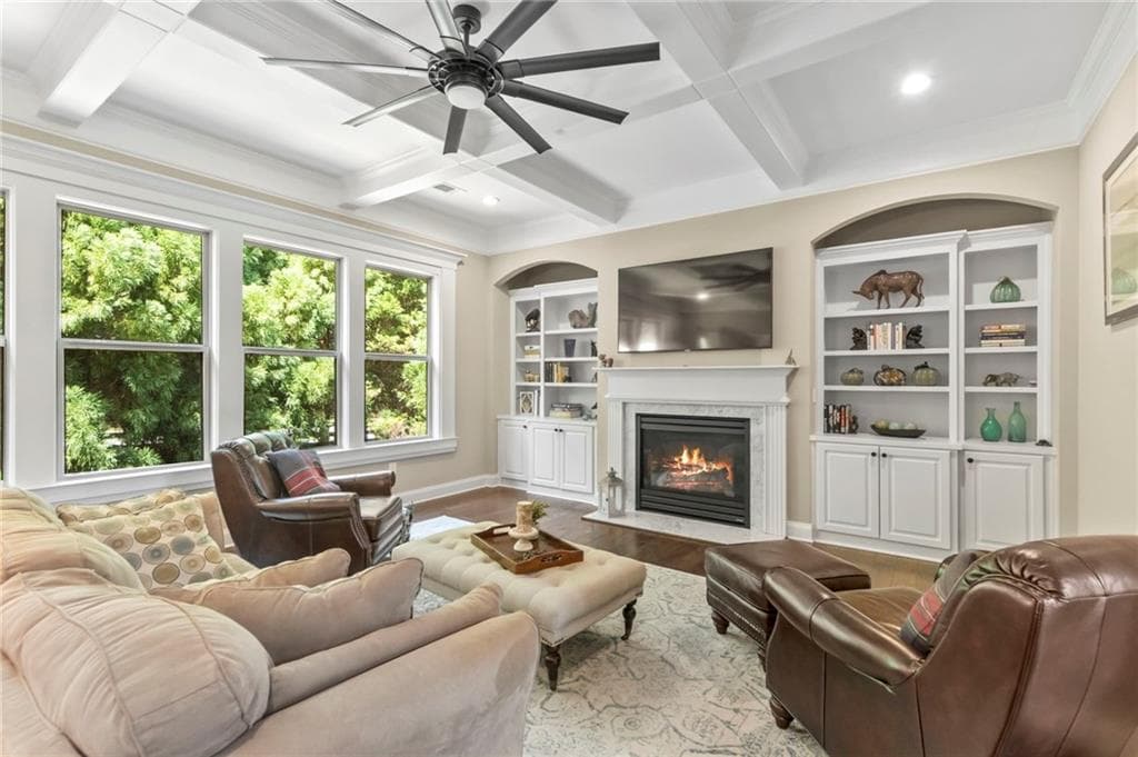 6 bedroom, 5 bathroom, 6,021 sq ft single family residence for rent at 12460 Pindell Circle, Alpharetta, GA 30004 for $6,000 a month — photo 9