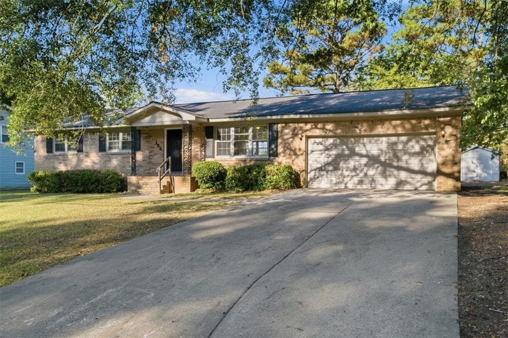 3 bedroom, 2 bathroom, 1,517 sq ft single family residence for sale at 126 Morgan Drive, Rome, GA 30165 — photo 2
