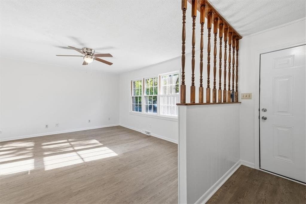 3 bedroom, 2 bathroom, 1,517 sq ft single family residence for sale at 126 Morgan Drive, Rome, GA 30165 — photo 4