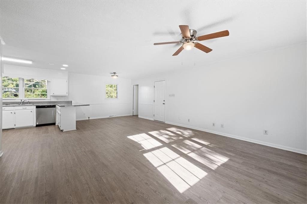 3 bedroom, 2 bathroom, 1,517 sq ft single family residence for sale at 126 Morgan Drive, Rome, GA 30165 — photo 6