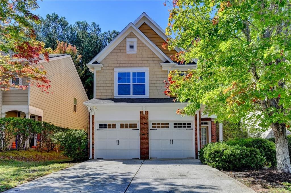 4 bedroom, 3 bathroom, 2,381 sq ft single family residence for sale at 222 Ledgewood Mill Way, Lawrenceville, GA 30045 — photo 2