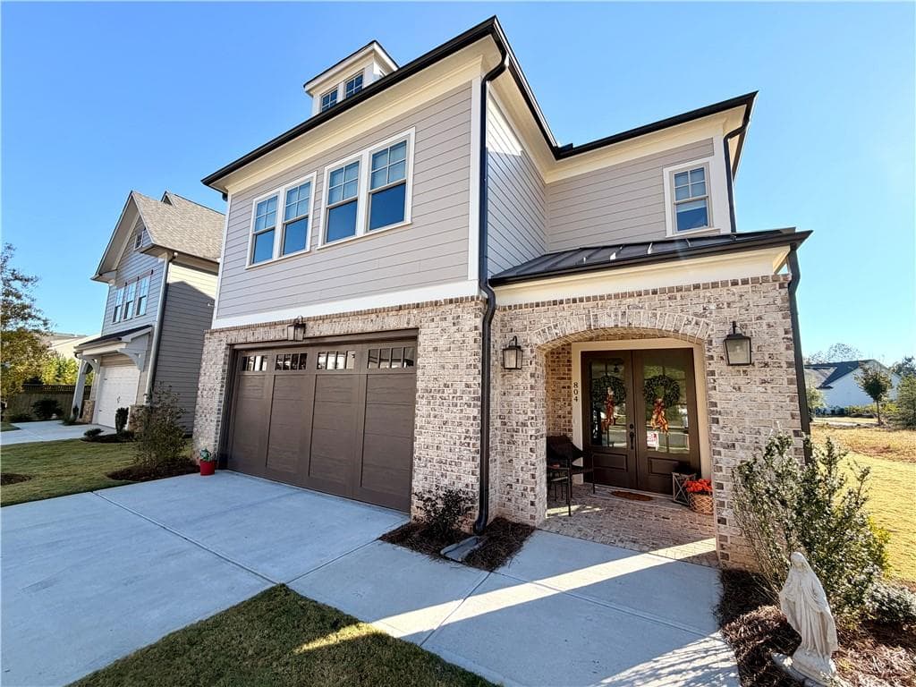 3 bedroom, 3 bathroom, 2,734 sq ft single family residence for sale at 804 Lakemont Drive, Canton, GA 30114 — photo 1 of 55