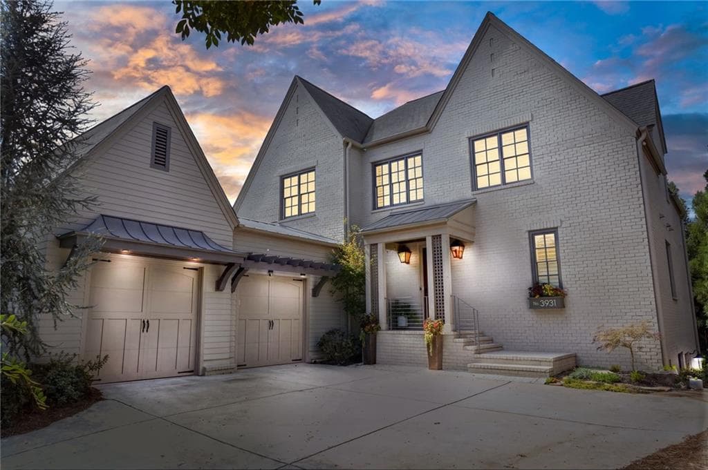 5 bedroom, 6 bathroom, 5,060 sq ft single family residence for sale at 3931 Cash Landing, Marietta, GA 30066 — photo 2
