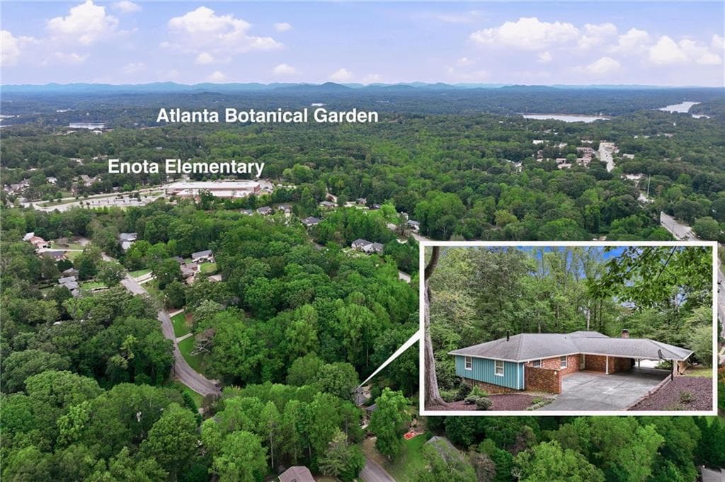4 bedroom, 3 bathroom, 2,527 sq ft single family residence for sale at 1060 Cumberland Valley Road, Gainesville, GA 30501 — photo 4