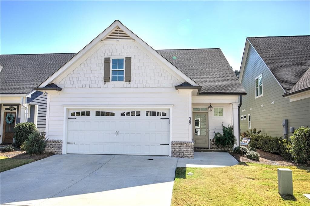 3 bedroom, 3 bathroom, 1,710 sq ft single family residence for sale at 38 Encore Lane, Cartersville, GA 30120 — photo 1 of 43