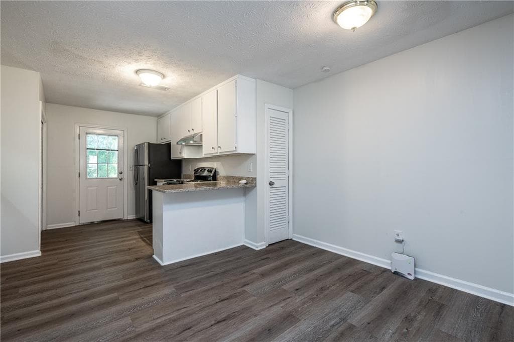 2 bedroom, 2 bathroom, 1,082 sq ft duplex for rent at 511 Downing Street, Lawrenceville, GA 30046 for $1,350 a month — photo 5