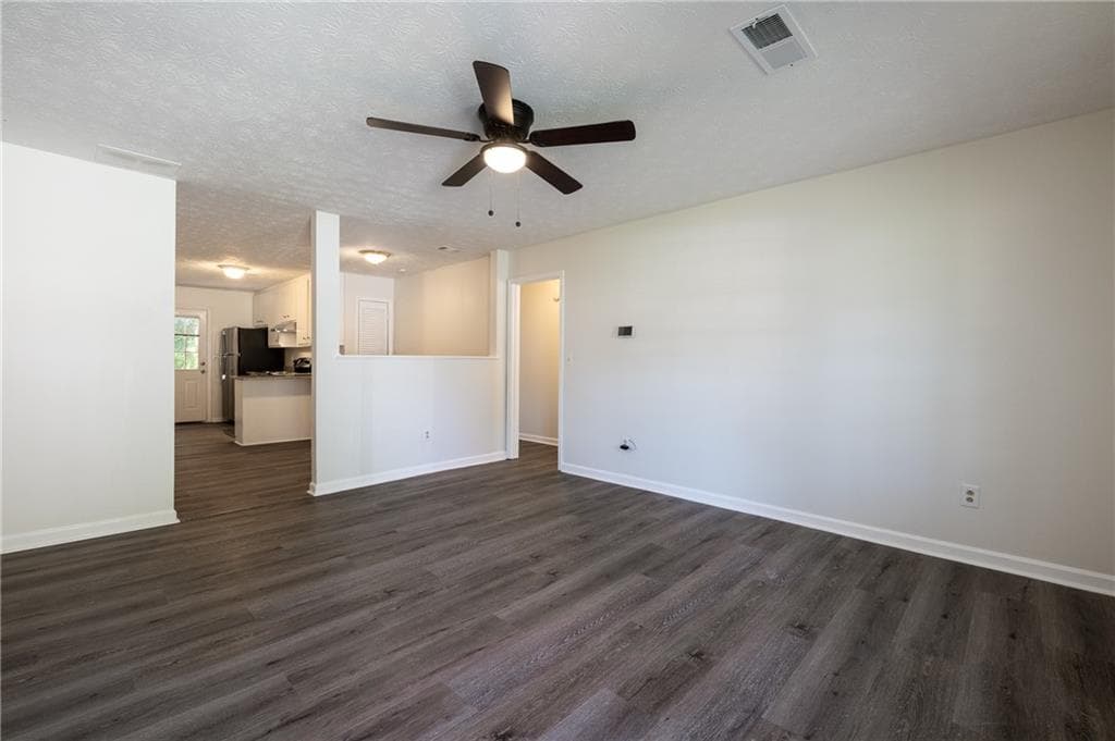 2 bedroom, 2 bathroom, 1,082 sq ft duplex for rent at 511 Downing Street, Lawrenceville, GA 30046 for $1,350 a month — photo 8