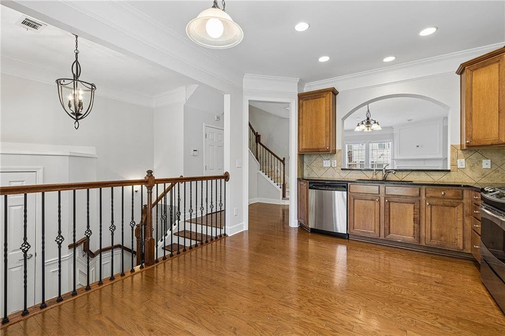 3 bedroom, 4 bathroom, 1,834 sq ft townhouse for sale at 2355 Millhaven Street, Smyrna, GA 30080 — photo 9
