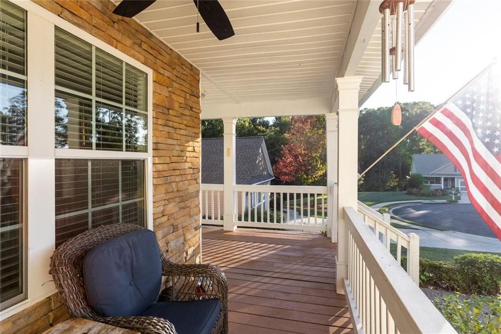 3 bedroom, 2 bathroom, 3,680 sq ft single family residence for sale at 921 Stone Creek Court, Monroe, GA 30655 — photo 3