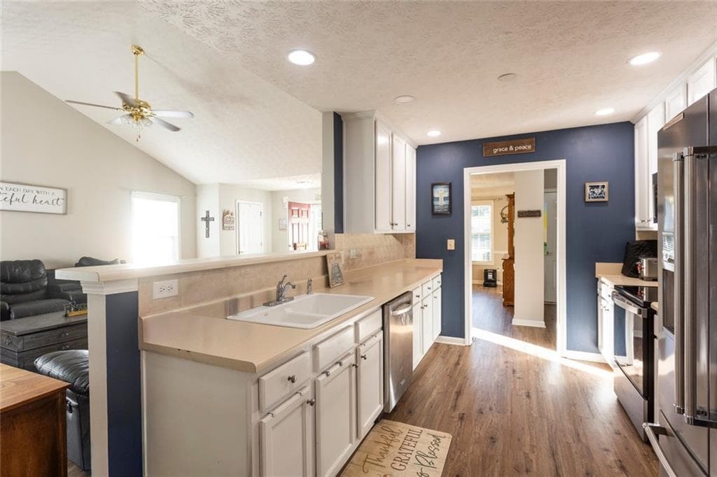 3 bedroom, 2 bathroom, 3,680 sq ft single family residence for sale at 921 Stone Creek Court, Monroe, GA 30655 — photo 7